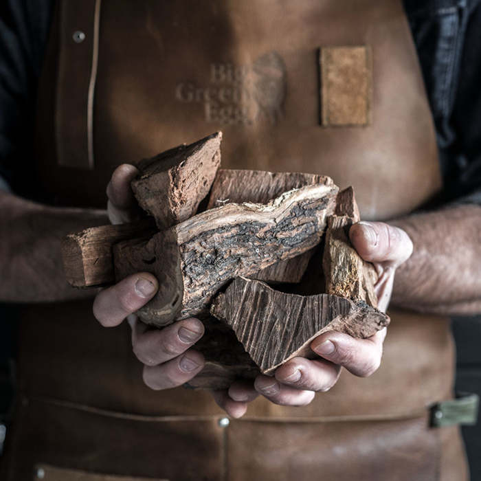BIG GREEN EGG - Zrębki Hikora / Hickory Wood Chunks (114624)